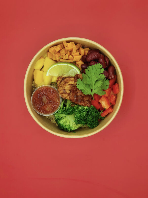ToGo budhabowl quinoa zoete aardappel mango