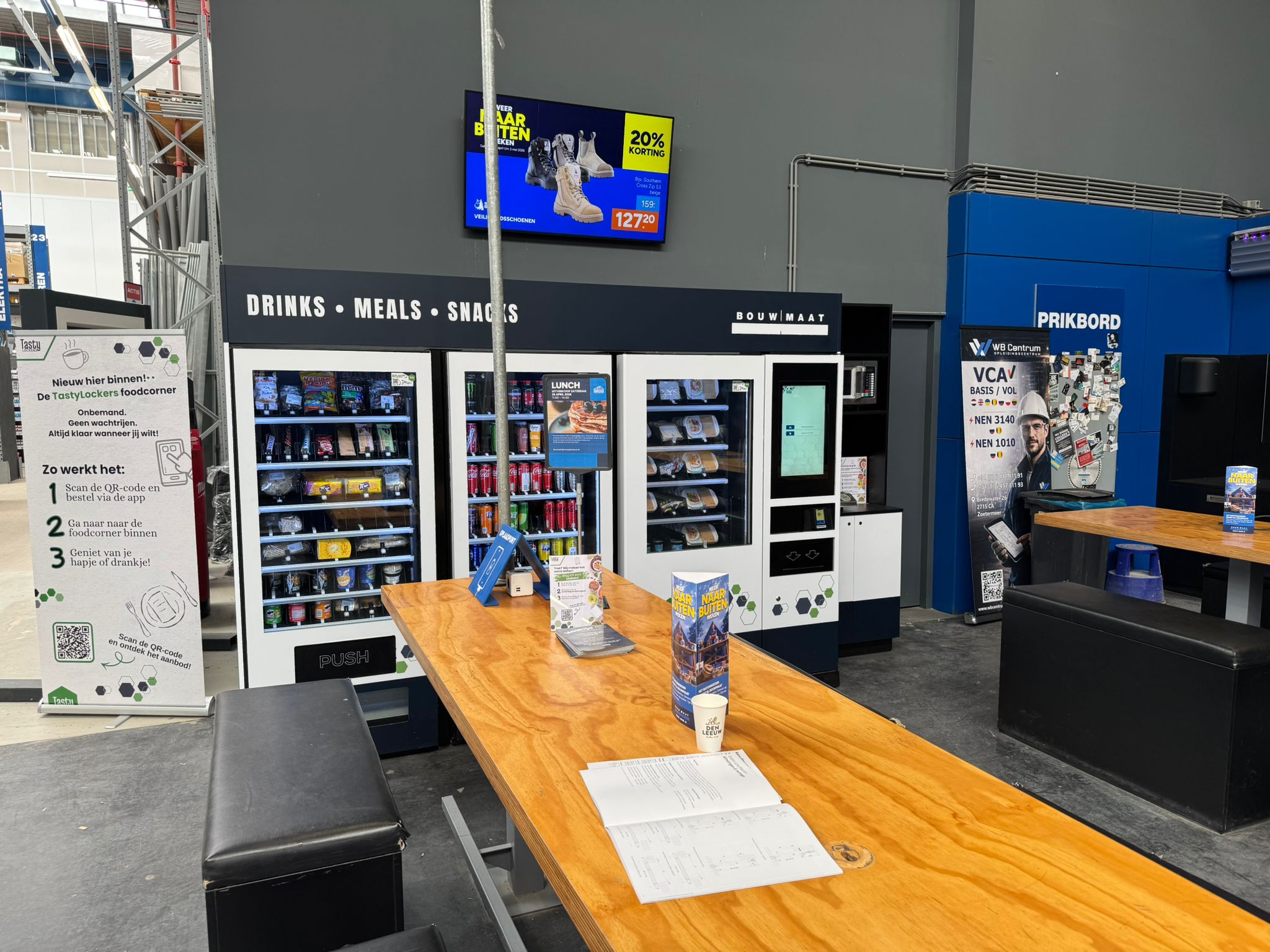 Bouwmaat den haag x TastyLockers